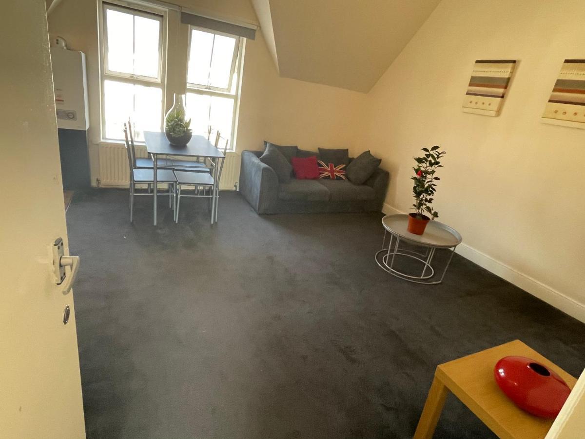 Vibrant & Cosy London Apartment Near Wembley Dış mekan fotoğraf