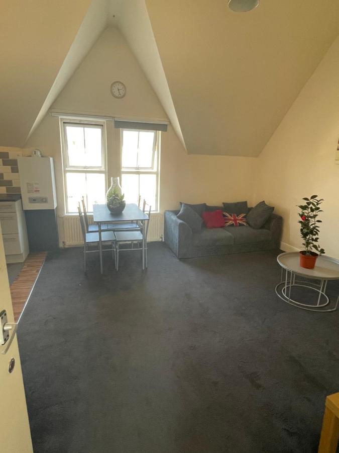 Vibrant & Cosy London Apartment Near Wembley Dış mekan fotoğraf
